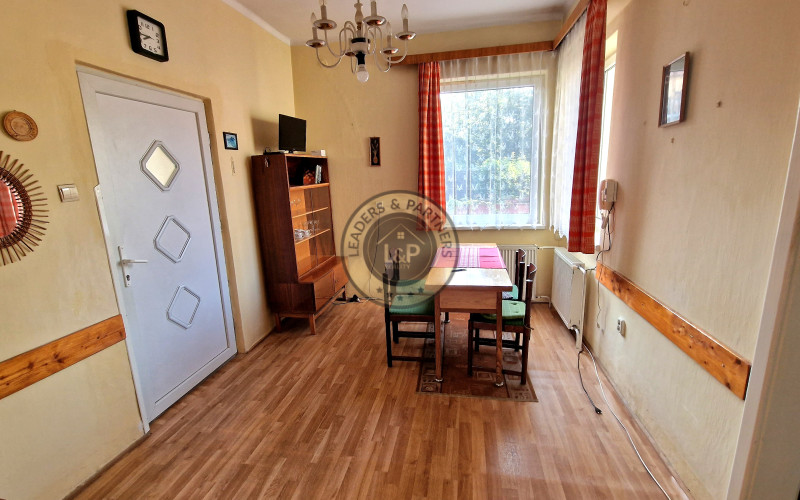 *NOVÁ CENA* veľký rodinný dom s garážou a krásnym pozemkom Piešťany/ Sládkovičova