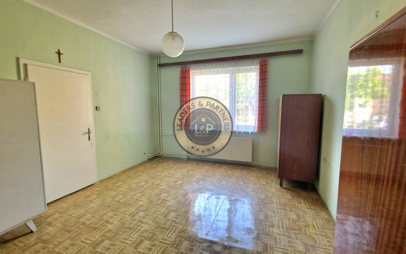 *NOVÁ CENA* veľký rodinný dom s garážou a krásnym pozemkom Piešťany/ Sládkovičova