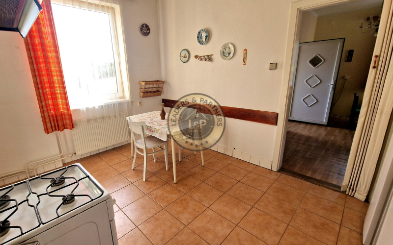 *NOVÁ CENA* veľký rodinný dom s garážou a krásnym pozemkom Piešťany/ Sládkovičova