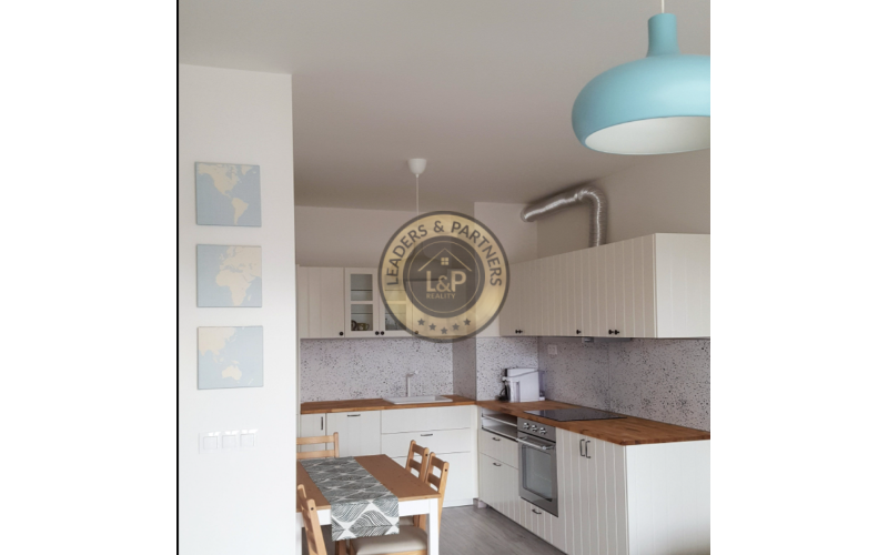 PREDAJ, NÁDHERNÝ, 2-IZBOVÝ BYT, PETRŽALKA SLNEČNICE VILADOMY