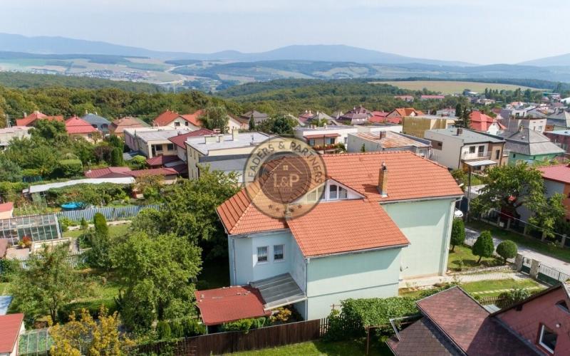 Priestranný viacgeneračný rodinný dom Košice-Košická Nová Ves.