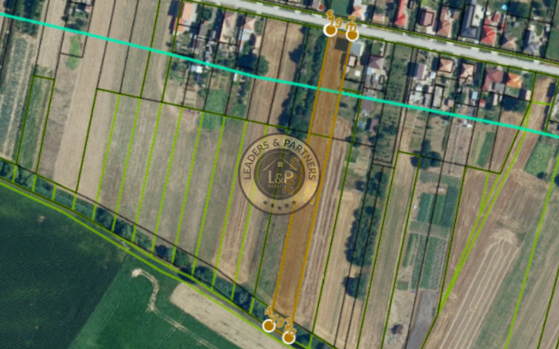 Na predaj pozemok Kapince 4.427 m2 s projektom RD.