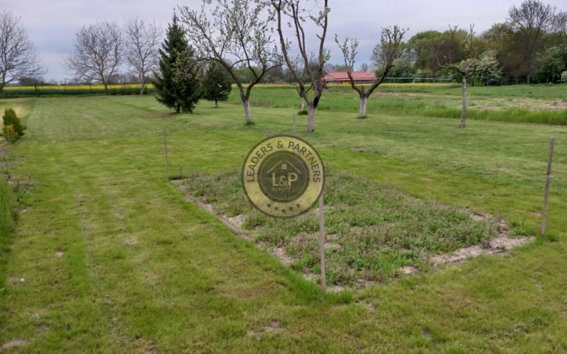 Na predaj záhrada Lúčnica nad Žitavou 1000m2