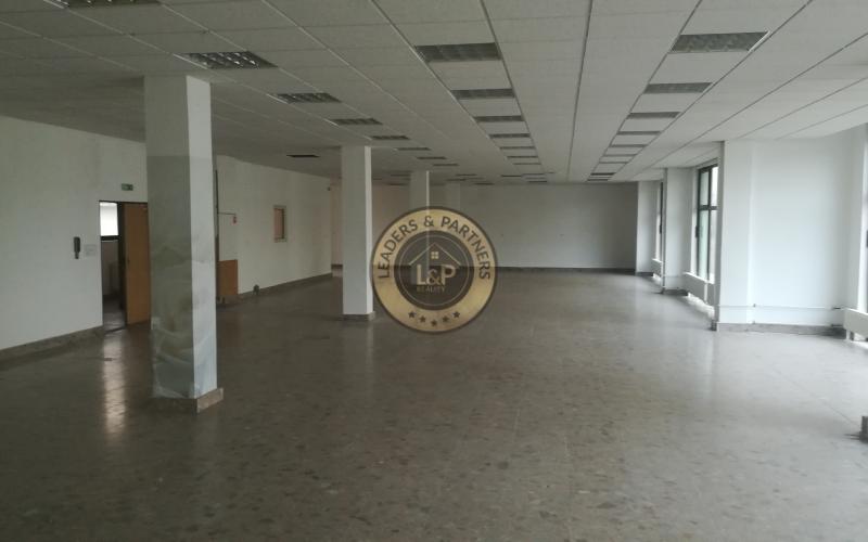 PREDAJ OBCHODNÉ CENTRUM ŠAFRÁN PRIEVIDZA NÁMESTIE SLOBODY 9