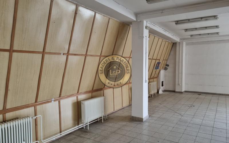 PREDAJ OBCHODNÉ CENTRUM ŠAFRÁN PRIEVIDZA NÁMESTIE SLOBODY 9