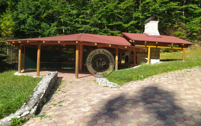 Luxusná chata - rekreačný objekt  - chránené územie