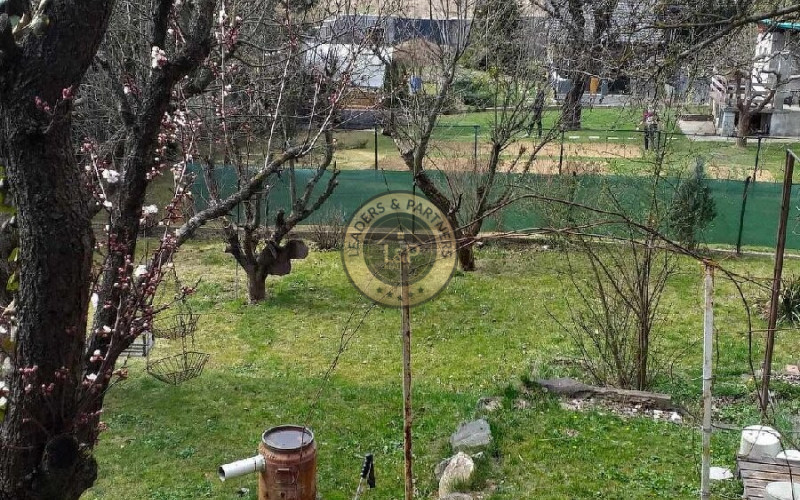 Murovaná chata ,Ke-Západ, ulica Československého odboja.