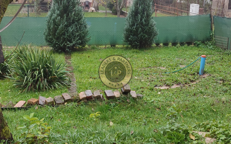 Murovaná chata ,Ke-Západ, ulica Československého odboja.