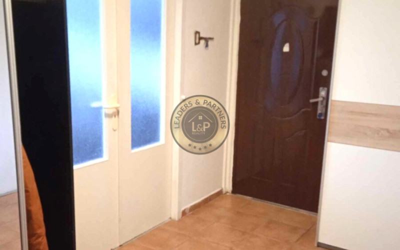 Predané -4-izbový byt po rekonštrukcii, Wurmova ulica, KVP.