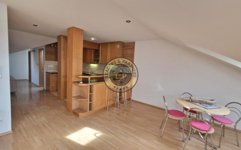 *NA PRENÁJOM* 2 izbový byt v srdci Piešťan - Teplická ulica