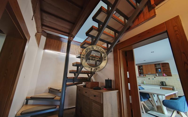 Rodinný dom na predaj-Hrnčiarovce nad Parnou - 4 izby, komplet rekonštrukcia