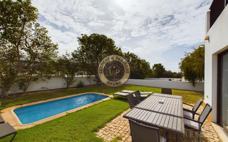 3 izbová vila s bazénom MELIÃ Dunas Beach Resort & Spa, Kapverdy