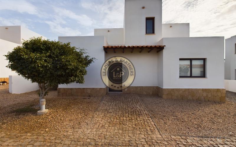 3 izbová vila s bazénom MELIÃ Dunas Beach Resort & Spa, Kapverdy