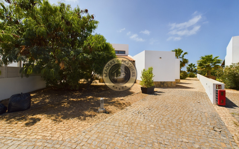 6 izbová vila s bazénom MELIÃ Dunas Beach Resort & Spa, Kapverdy