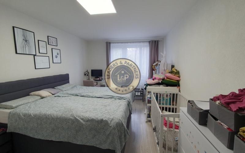 PREDAJ: 2 izbový byt 54 m2 kompletná rekonštrukcia 2021