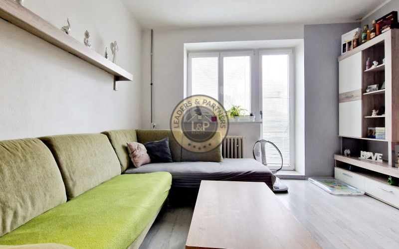 *NA PREDAJ* zrekonštruovaný 1,5 izbový byt Trenčianska/ Nové Mesto nad Váhom