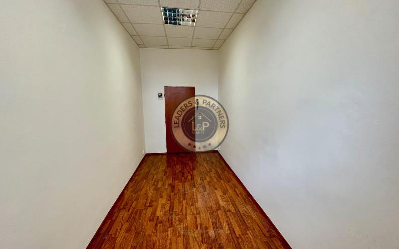Na prenájom kancelária 10 m2, Moyzesova ul., Košice