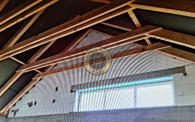 Rodinný dom Beniakovce, novostavba, oplotenie, el., voda,