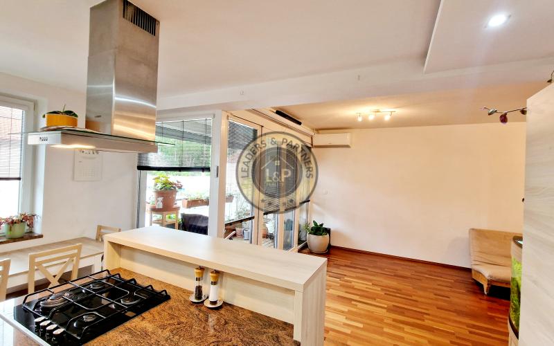 *Rezervované do 15.11.2024* Centrum Pezinka - nádherný presvetlený 3izbový byt