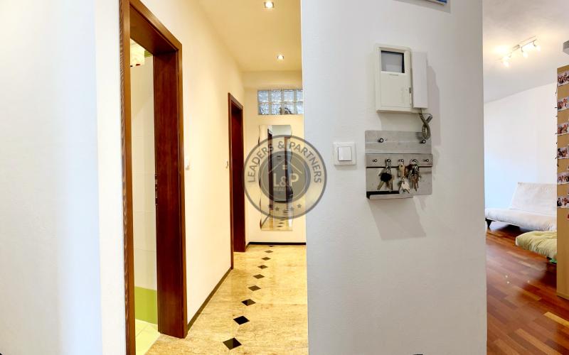 *Rezervované do 15.11.2024* Centrum Pezinka - nádherný presvetlený 3izbový byt