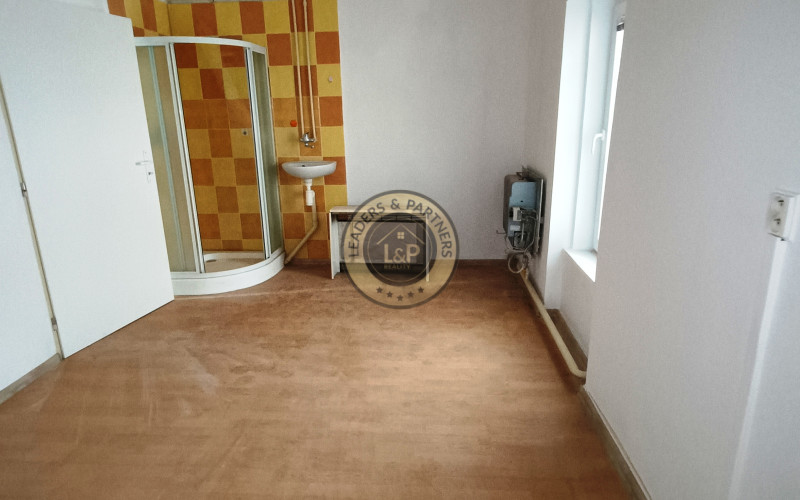 Na predaj budova v centre mesta Michalovce.