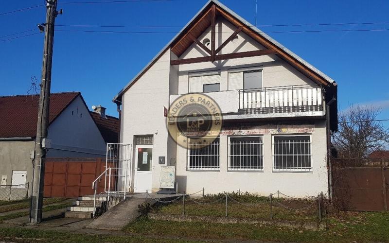 NA PRENÁJOM Obchodné - skladové priestory v obci Dojč