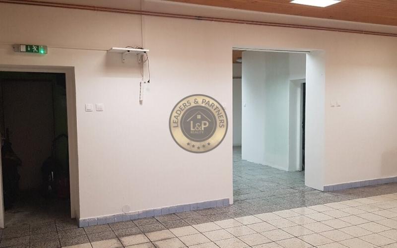 NA PRENÁJOM Obchodné - skladové priestory v obci Dojč