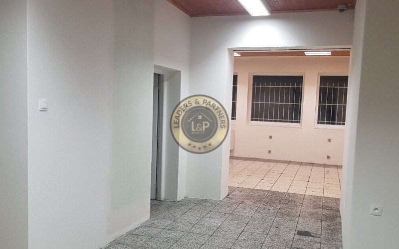 NA PRENÁJOM Obchodné - skladové priestory v obci Dojč