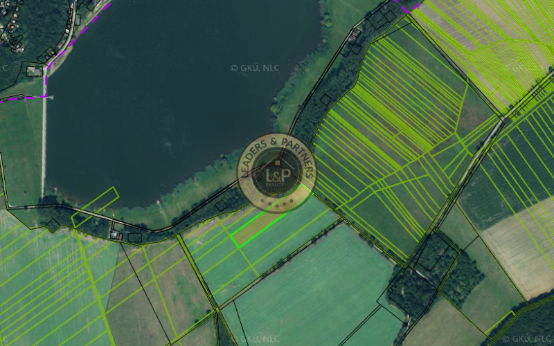 Na predaj pozemok pri vodnej nádrži Buková