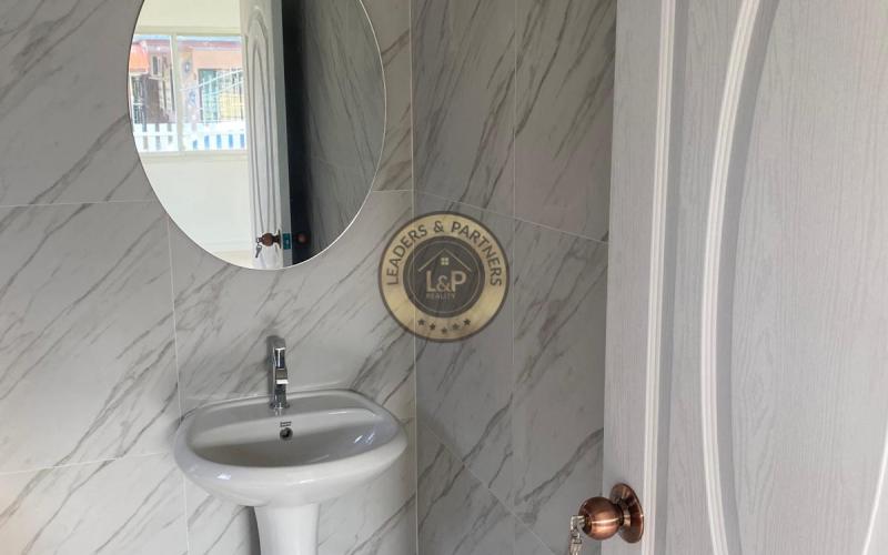 Thajsko-Pattaya-rodinný dom-Chon Buri