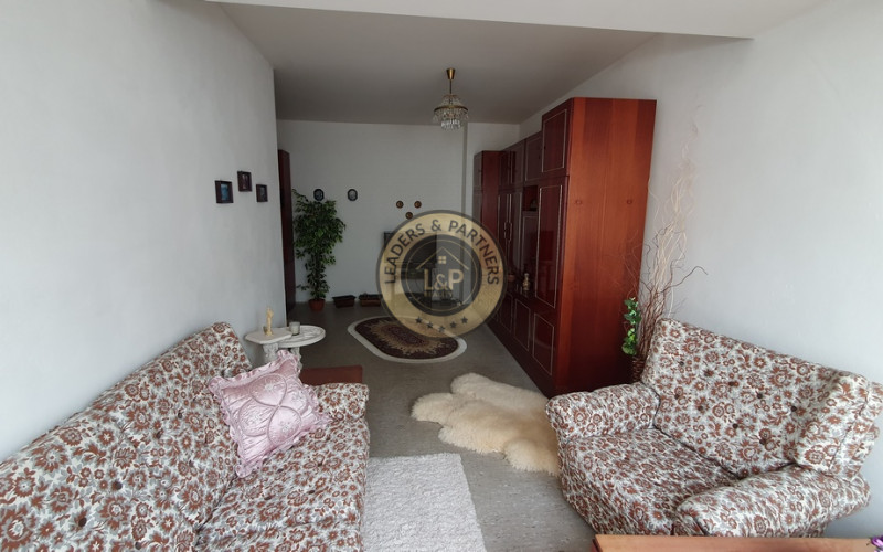 PREDAJ: veľký podkrovný 2 izbový byt 66 m2 ul. L. Svobodu