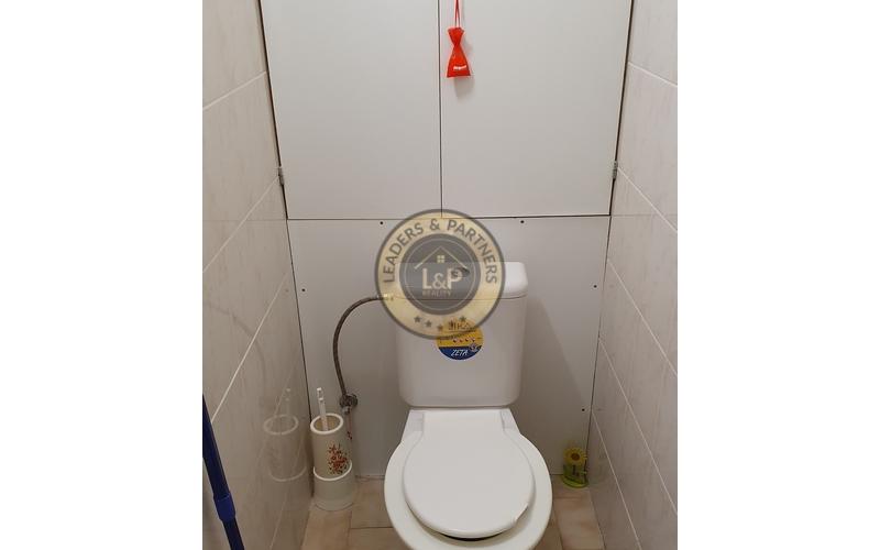 PREDAJ: veľký podkrovný 2 izbový byt 66 m2 ul. L. Svobodu