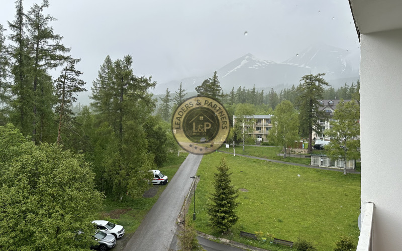 3 izbový byt Vyské Tatry, Nižné Hágy, kompl. rekonštrukcia, 4x loggia, zariadenie