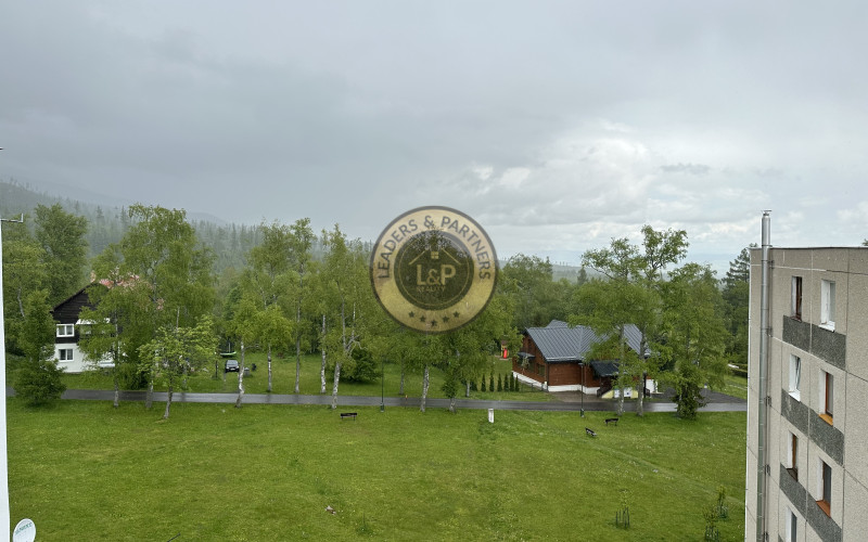 3 izbový byt Vyské Tatry, Nižné Hágy, kompl. rekonštrukcia, 4x loggia, zariadenie