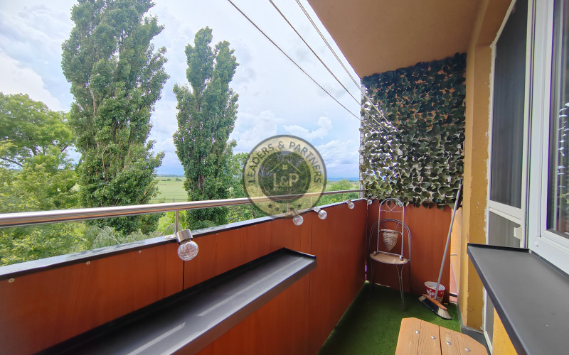 Pekný 4 izbový byt s garážou vo Veľkom Bieli na predaj