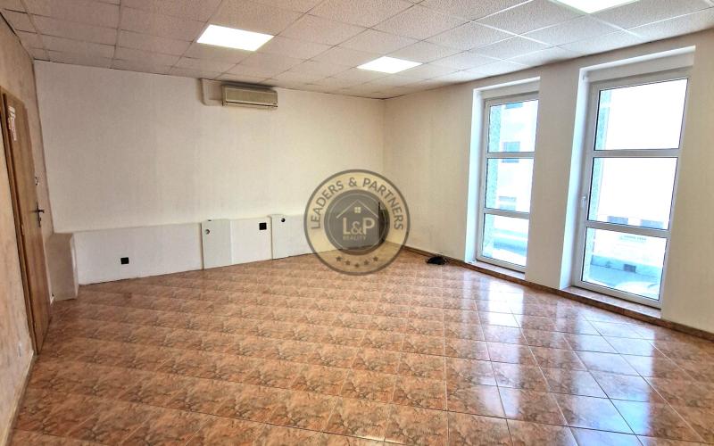 Na prenájom kancelárske a obchodné priestory v  Trnave