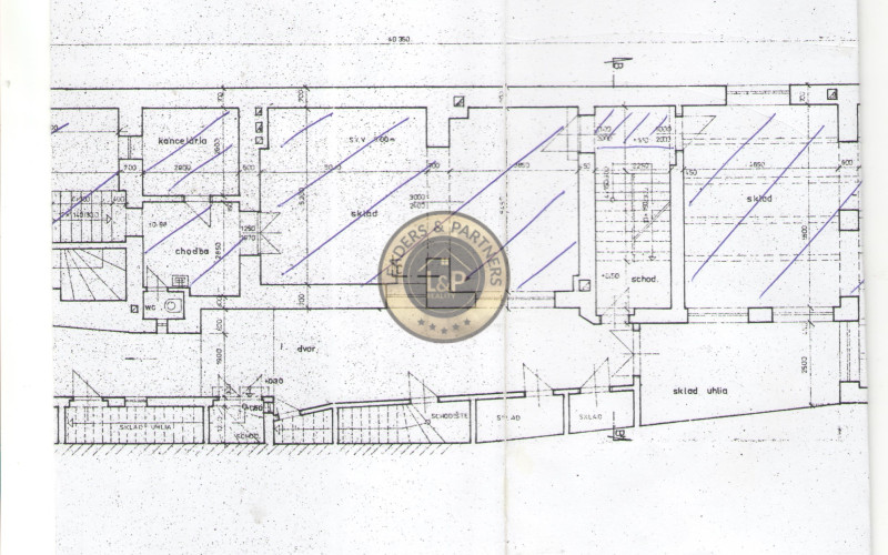 Rodinný dom   v centre Trenčína  vhodný na investíciu!!!