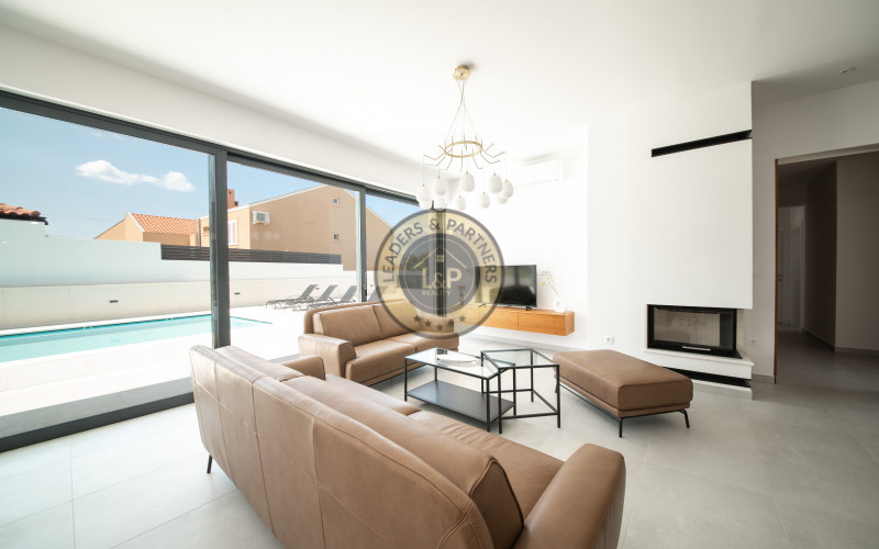 ZADAR - VRSI, nová luxusná vila v Chorvátsku