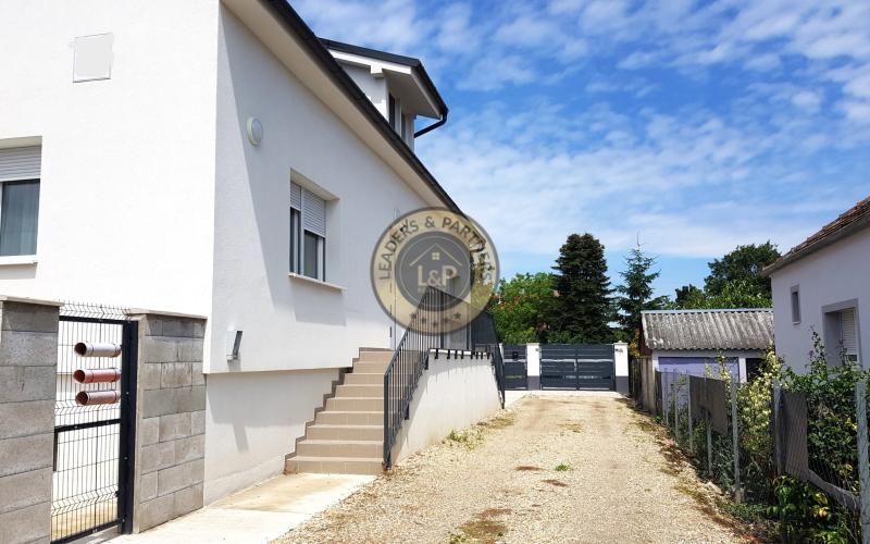 PREDAJ 4 izbový byt v rodinnom dome Mosonmagyaróvár