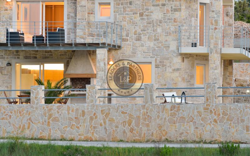 ZADAR - ZATON, predaj nádhernej kamennej vily pri mori. NOVÁ CENA