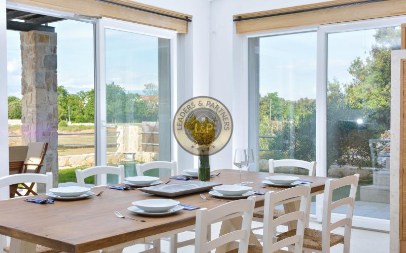 ZADAR - ZATON, predaj nádhernej kamennej vily pri mori. NOVÁ CENA