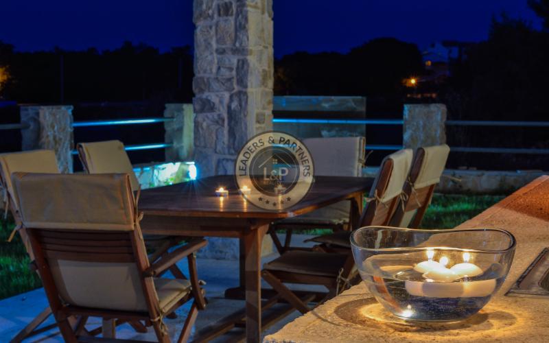 ZADAR - ZATON, predaj nádhernej kamennej vily pri mori. NOVÁ CENA