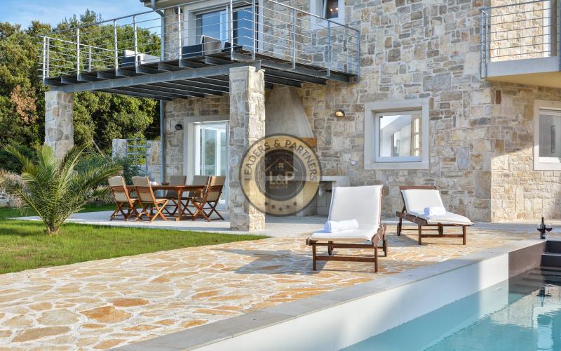 ZADAR - ZATON, predaj nádhernej kamennej vily pri mori. NOVÁ CENA