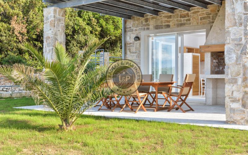 ZADAR - ZATON, predaj nádhernej kamennej vily pri mori. NOVÁ CENA