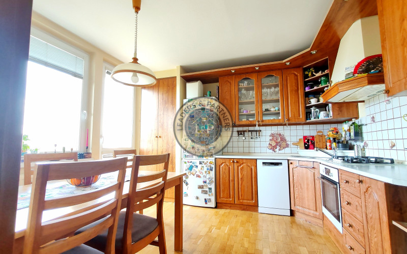 REZERVOVANÉ! Priestranný 3 izbový byt po kompletnej rekonštrukcii v Trenčíne