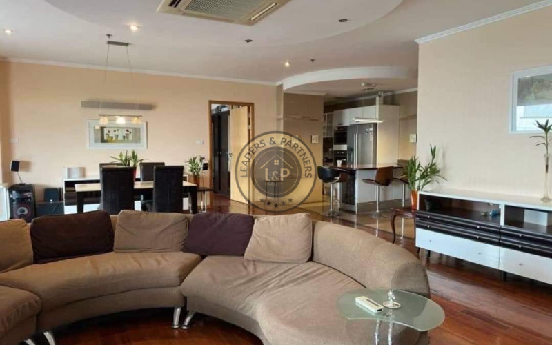 Thajsko-Pattaya-Phratamnak-3izbový byt-200m2-View Talay