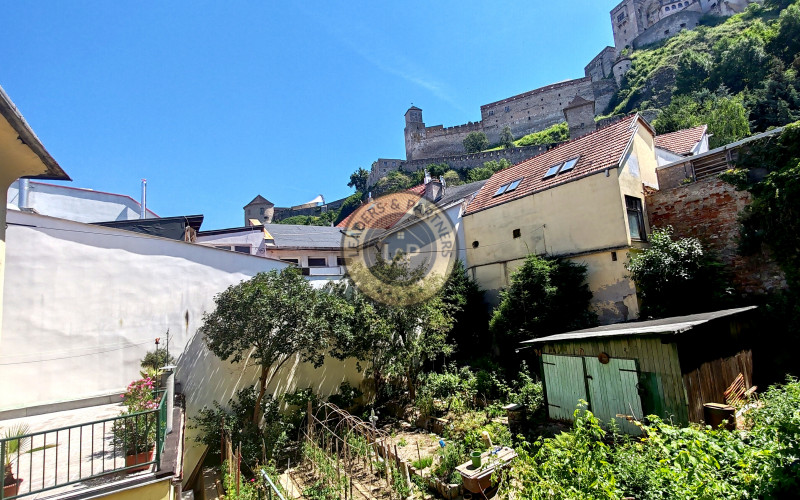 Rodinný dom   v centre Trenčína  vhodný na investíciu!!!