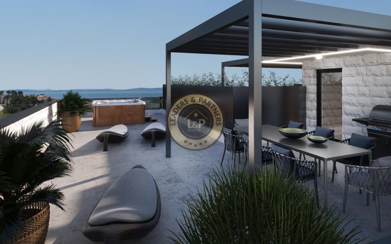 ZADAR - PRIVLAKA, apartmán so záhradou vo výbornej lokalite hneď pri mori