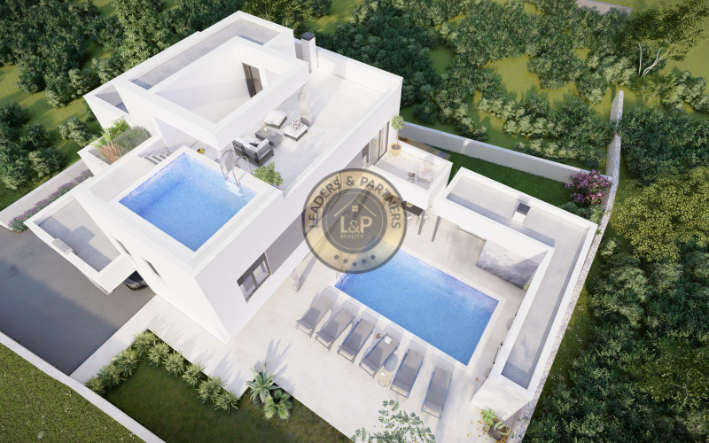 ZADAR - ZATON, luxusná dvojposchodová vila na pozemku 761 m2 s dvoma bazénmi