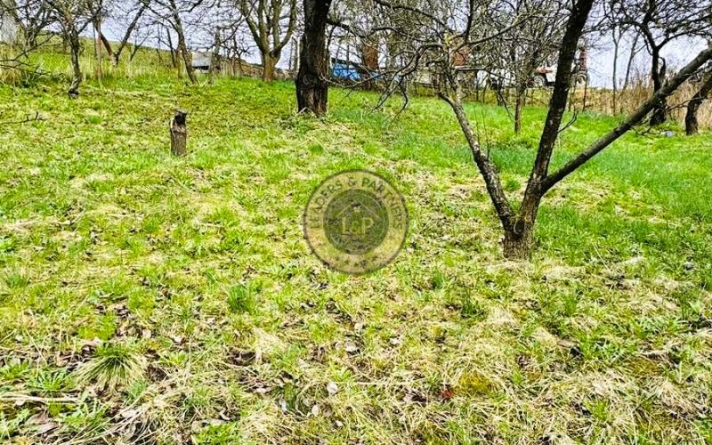 NA PREDAJ rozľahlý pozemok v Prešove